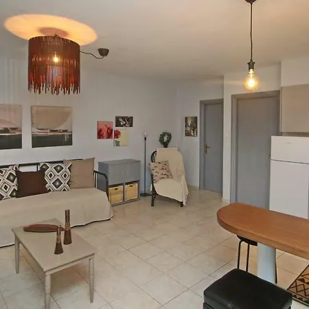 Elena 2 Appartement *