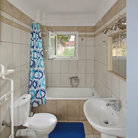 Appartement Elena 2 *