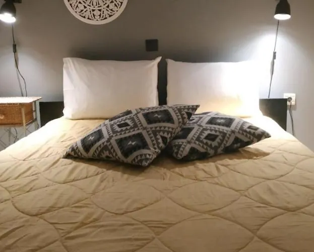 Elena 2 شقة كافالا