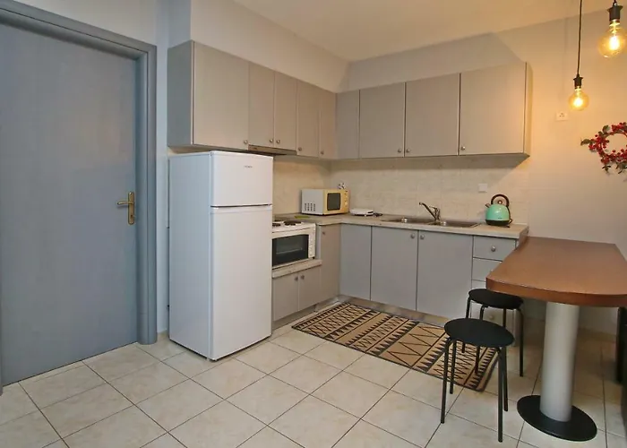 Elena 2 * كافالا